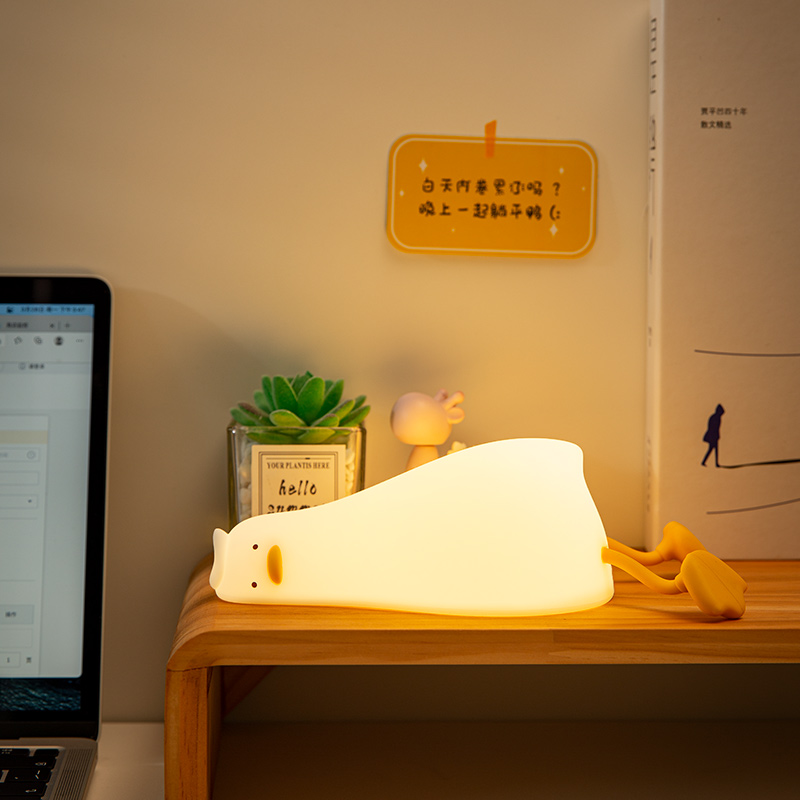 Lampka nocna w kształcie leżąc – Phone Holder recenzja i cena